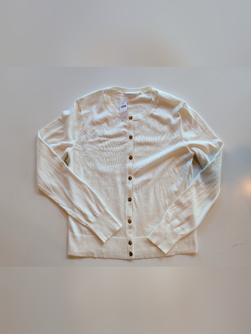 NWT Gap Cardigan %100 Cotton Ivory Size Medium Capsule Wardrobe Staple